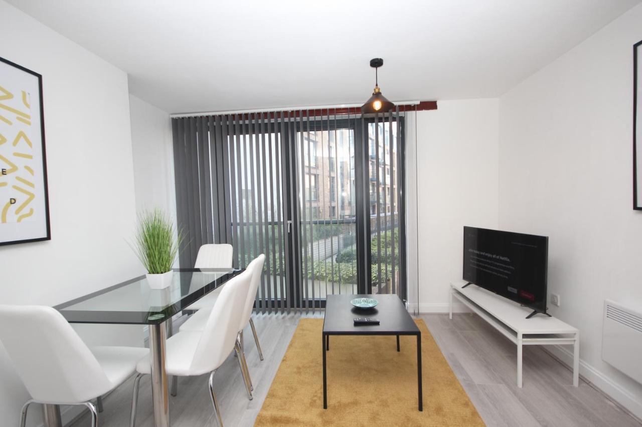 1 Bedroom Apartment, In City Centre, Chinese Quarter Apartment Birmingham